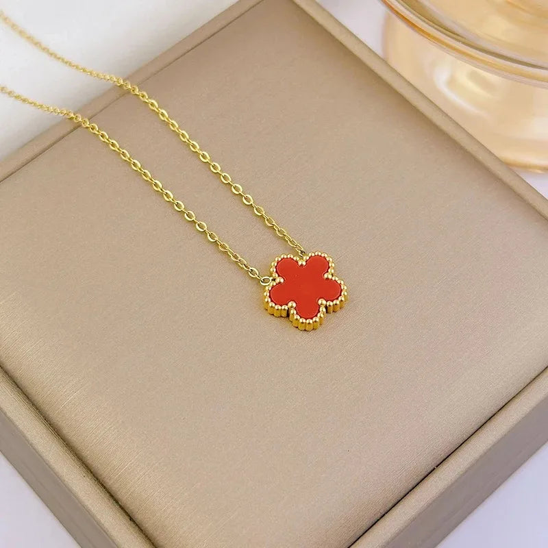 1Pc Fashion Stainless Steel Woman Necklace, Five-Leaf Flower Simple Clover Elegant Necklaces Pendant Charm Jewelry Accessories