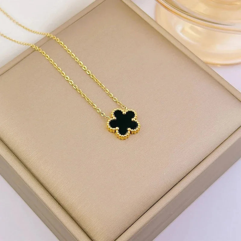 1Pc Fashion Stainless Steel Woman Necklace, Five-Leaf Flower Simple Clover Elegant Necklaces Pendant Charm Jewelry Accessories